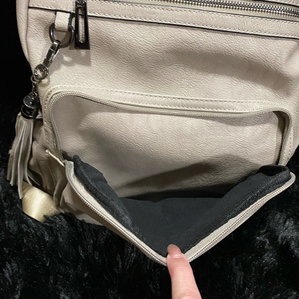 Cluci Backpack Purse Shoulder Bag - Picture 5 of 13